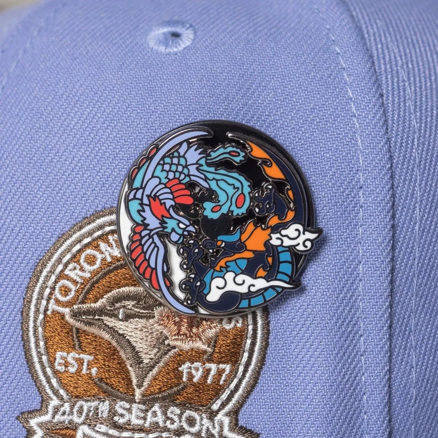 FAM YIN AND YANG SPINNING PIN