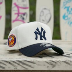 NEW ERA 9FORTY A-FRAME MLB NEW YORK YANKEES 50TH ANNIVERSARY TWO TONE / KELLY GREEN UV SNAPBACK