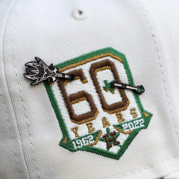 EXCLUSIVE FAM BROKEN STAFF PIN ELF COLLECTION - Image 3