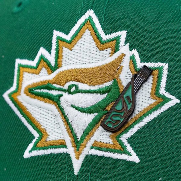 EXCLUSIVE FAM ARROWS PIN ELF COLLECTION - Image 3