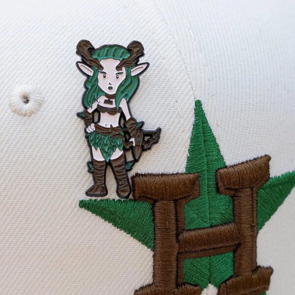 EXCLUSIVE FAM ELF COLLECTION PIN - Image 3